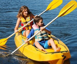 Kayak and Paddleboard Hire